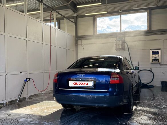 1998 Audi A6 II (C5), синий, 285000 рублей - вид 2