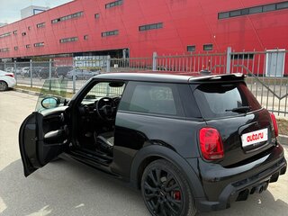2021 Mini Hatch JCW III (F55/F56) Рестайлинг 2, чёрный, 3900000 рублей, вид 4