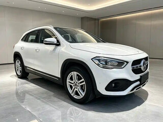 2022 Mercedes-Benz GLA 180 II (H247), белый, 2400000 рублей, вид 3