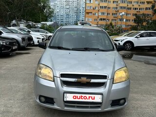 2010 Chevrolet Aveo I Рестайлинг, серебристый, 550000 рублей, вид 2