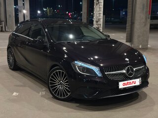 2013 Mercedes-Benz A-Класс 180 III (W176), фиолетовый, 1170000 рублей, вид 3