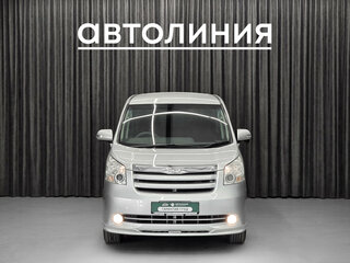 Toyota Noah II (R70)