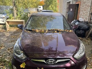 2012 Hyundai Solaris I, фиолетовый, 745000 рублей, вид 2