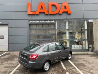 2026 Lada (ВАЗ) Granta I Рестайлинг, серый, 1151000 рублей, вид 3