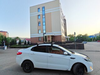 2013 Kia Rio 4-speed III, белый, 750000 рублей, вид 2