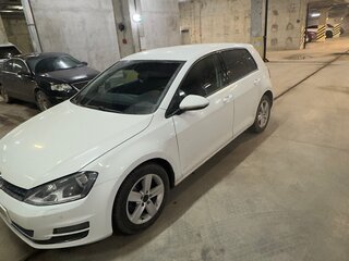 2013 Volkswagen Golf VII, белый, 870000 рублей, вид 1