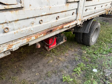 2004 ЗИЛ 5301 "Бычок", серый, 320000 рублей, вид 4
