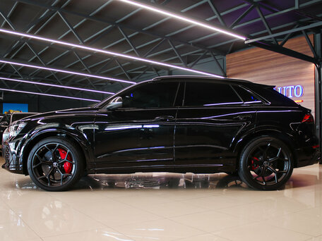 2025 Audi RS Q8 Performance I Рестайлинг, чёрный, 19100000 рублей, вид 3