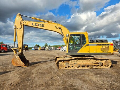 2023 LGCE E6210FLC, жёлтый, 6270000 рублей, вид 1