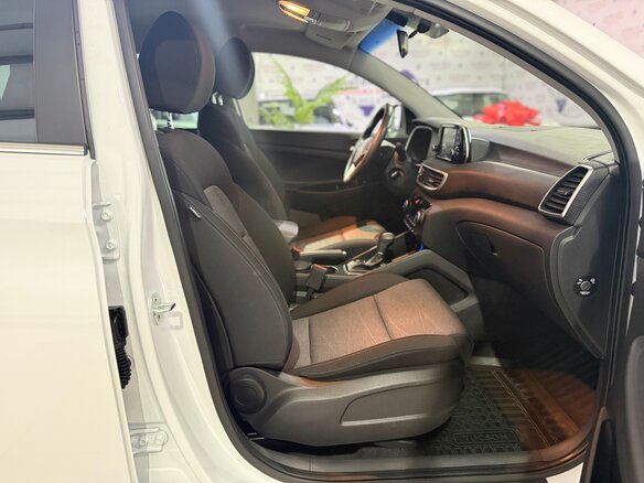 2020 Hyundai Tucson III Рестайлинг, белый, 2700000 рублей - вид 27