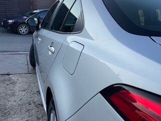 2019 Toyota Corolla XII (E210), серебристый, 1600000 рублей, вид 5