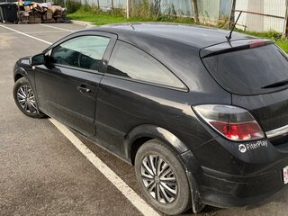 2007 Opel Astra GTC H Рестайлинг, чёрный, 330000 рублей, вид 4