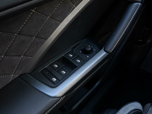 2026 Audi Q3 TFSI III (FJ), серый, 3950000 рублей - вид 19