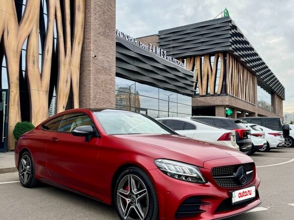 2019 Mercedes-Benz C-Класс 200 IV (W205) Рестайлинг, красный, 4100000 рублей - вид 2