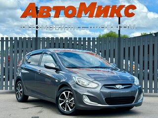 2014 Hyundai Solaris I, чёрный, 799000 рублей, вид 3