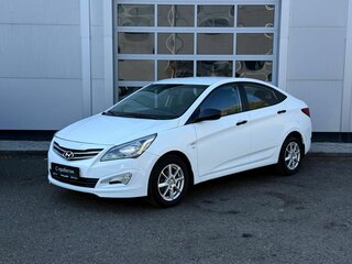 2015 Hyundai Solaris I Рестайлинг, белый, 990000 рублей, вид 1