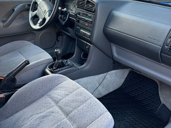 1994 Volkswagen Passat B4, серебристый, 530000 рублей - вид 10