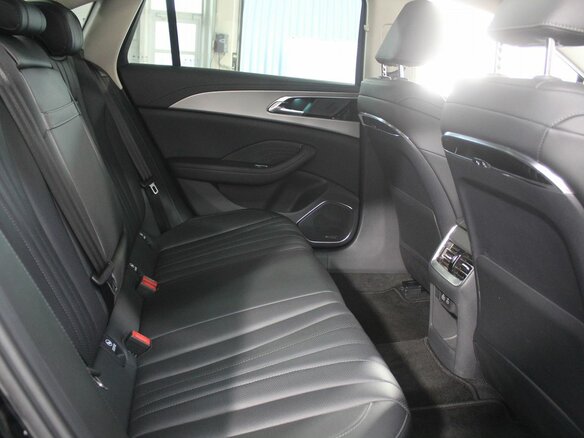2024 Hongqi H5 II, чёрный, 2870000 рублей - вид 24