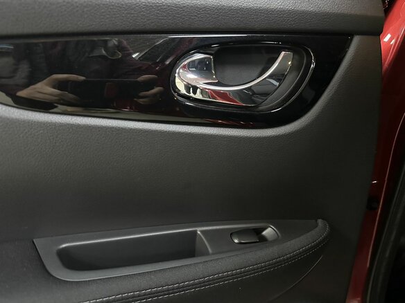 2017 Nissan Qashqai II, красный, 1570000 рублей - вид 21
