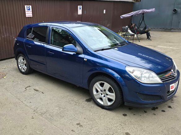 2010 Opel Astra H Рестайлинг, синий, 555000 рублей