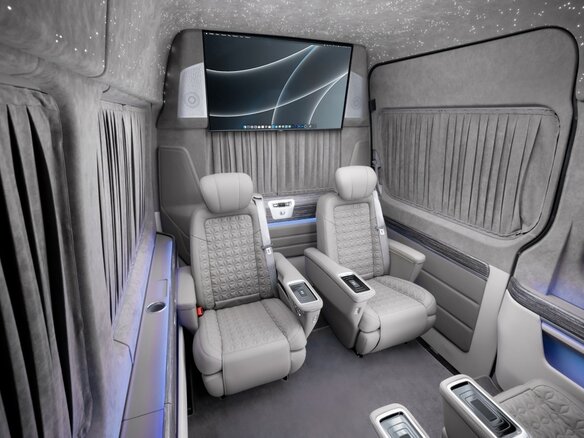 2024 Mercedes-Benz Sprinter, чёрный, 44600000 рублей