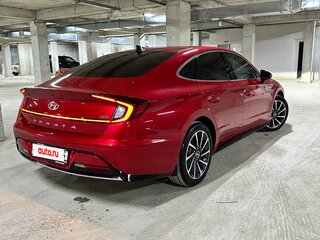 2022 Hyundai Sonata VIII (DN8), красный, 2400000 рублей, вид 4