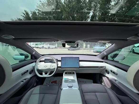 2026 Changan Qiyuan A06 28.39 kWh, серебристый, 2300000 рублей - вид 7