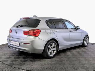 2018 BMW 1 серии 118i II (F20/F21) Рестайлинг 2, серебристый, 1595000 рублей, вид 5