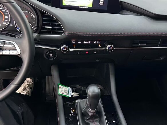 2023 Mazda 3 Axela IV (BP), серый, 1790000 рублей - вид 16