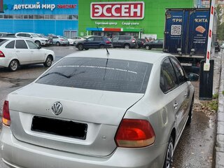 2010 Volkswagen Polo V, серебристый, 335000 рублей, вид 2