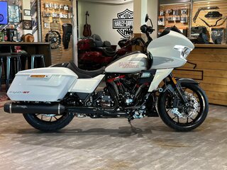 2024 Harley-Davidson CVO Road Glide ST, бежевый, 4900000 рублей, вид 1