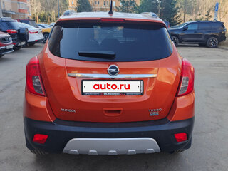 2014 Opel Mokka I, оранжевый, 970000 рублей, вид 3