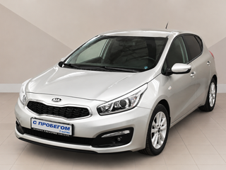 2016 Kia Ceed II Рестайлинг, серебристый, 1425000 рублей, вид 1