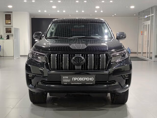 2021 Toyota Land Cruiser Prado 150 Series Рестайлинг 3, чёрный, 6750000 рублей, вид 2