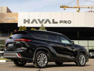 2025 Toyota Highlander IV (XU70), чёрный, 4898000 рублей, вид 4