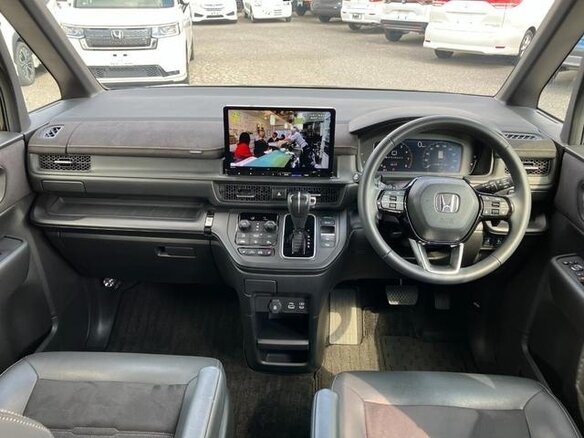 2023 Honda Stepwgn Spada VI, чёрный, 2330999 рублей - вид 7