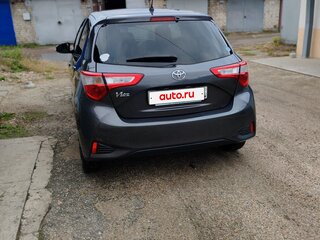 2017 Toyota Vitz III (XP130) Рестайлинг, серый, 750000 рублей, вид 5