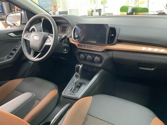 2026 Lada (ВАЗ) Iskra SW Cross, серебристый - вид 3