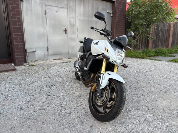 2008 Honda CB 600F Hornet, белый, 600000 рублей - вид 3