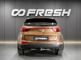 2017 Kia Sportage IV, коричневый, 1600000 рублей, вид 3