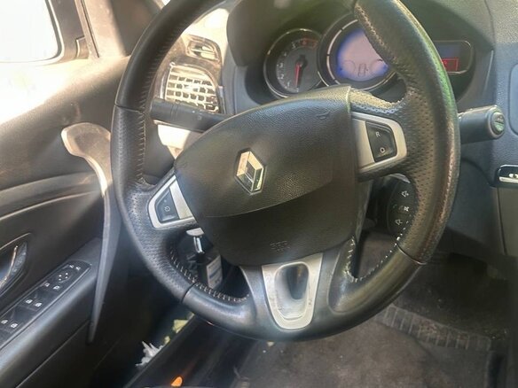 2013 Renault Fluence I Рестайлинг, белый - вид 12
