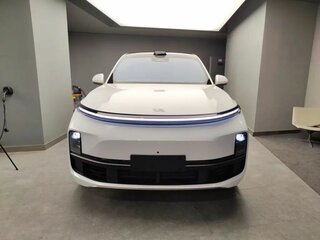2025 Li Auto (Lixiang) L9 52.3 kWh I Рестайлинг, белый, 11990000 рублей, вид 3