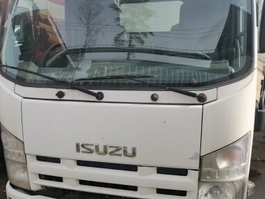2015 Isuzu Elf (N-series), белый, 3700000 рублей, вид 2