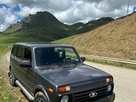 2019 Lada (ВАЗ) 2131 (4x4) Urban I Рестайлинг (2020), серый, 600000 рублей, вид 2