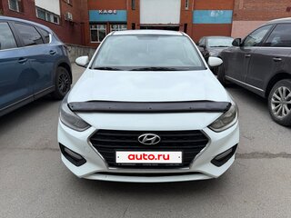 2018 Hyundai Solaris II, белый, 749999 рублей, вид 3