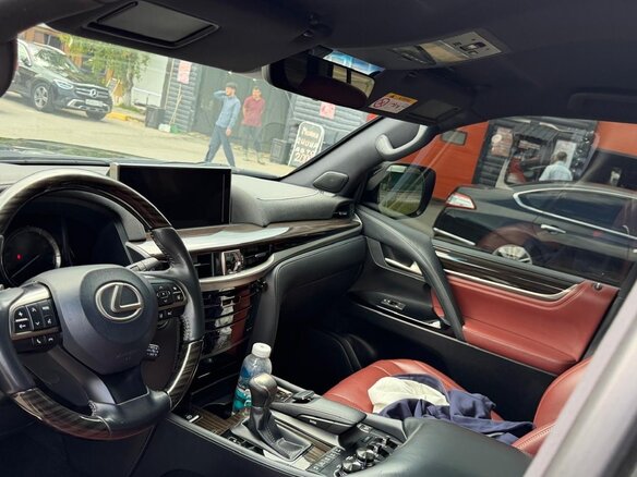 2018 Lexus LX 450d III Рестайлинг 2, чёрный, 8500000 рублей - вид 10