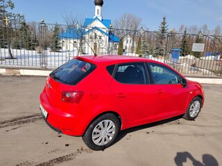 2012 SEAT Ibiza IV Рестайлинг, красный, 900000 рублей, вид 3