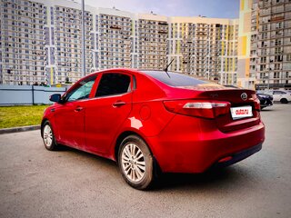 2014 Kia Rio 6-speed III, красный, 710000 рублей, вид 5