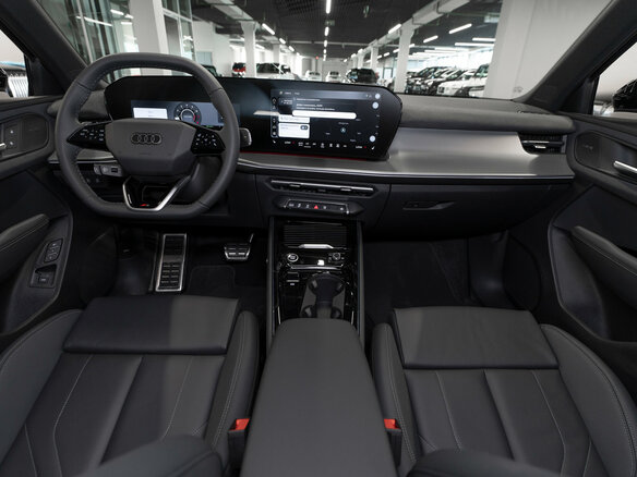 2026 Audi Q3 Sportback TFSI III (FJ), серый, 6998000 рублей - вид 7