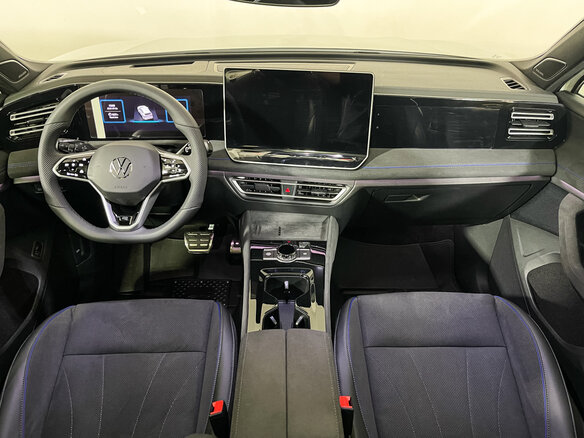 2026 Volkswagen Tiguan L Pro III (China Market), белый, 5750000 рублей - вид 12